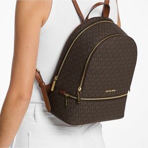 Michael Kors Rhea Medium Backpack